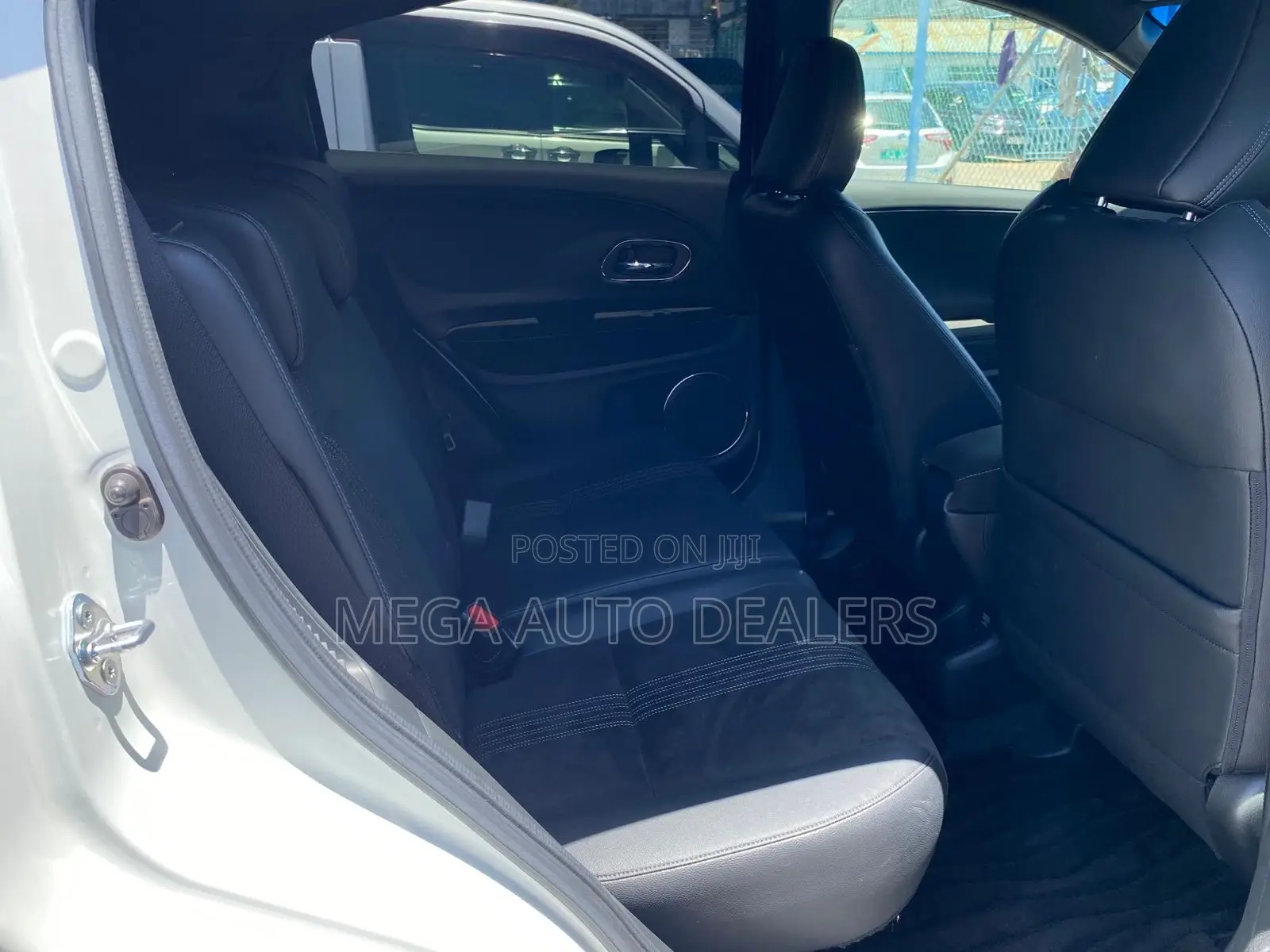 Honda Vezel 2018 White