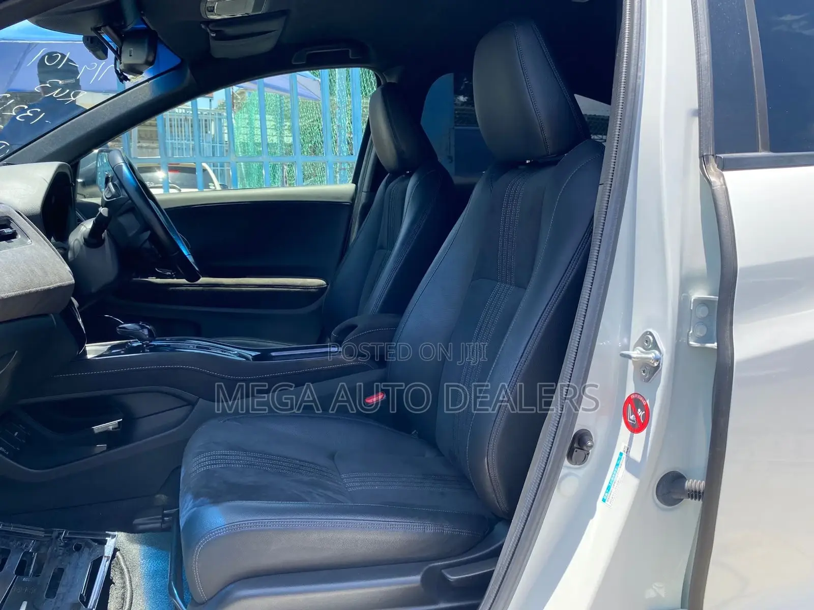 Honda Vezel 2018 White