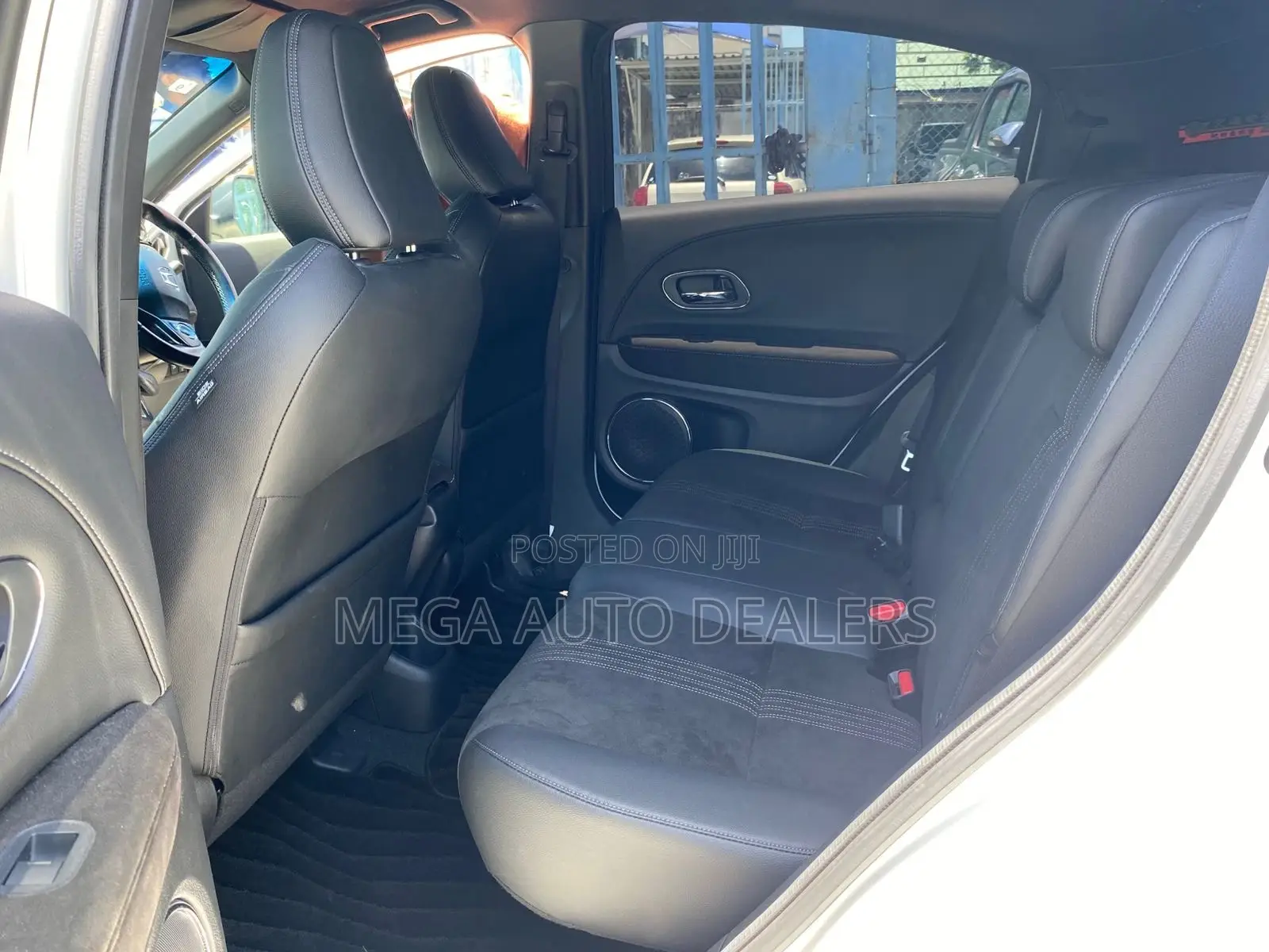 Honda Vezel 2018 White