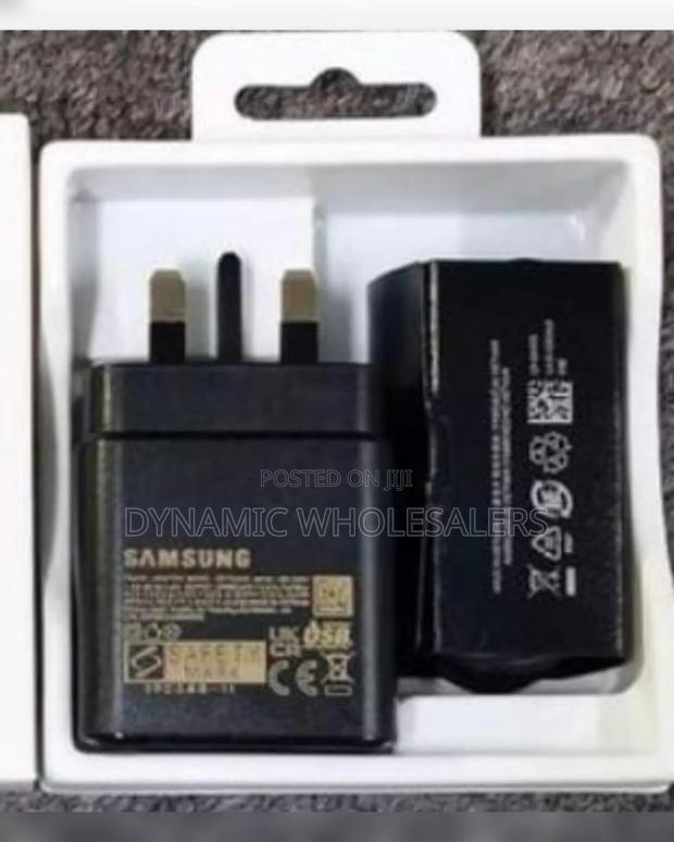 Samsung 45w Super Fast Charger (Pd Adapter) – Usb-C to Usb-C - thumbnail 2