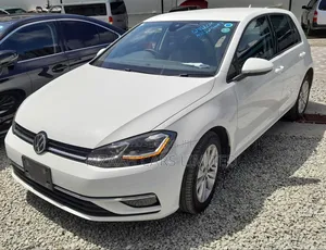 Volkswagen Golf 2018 White