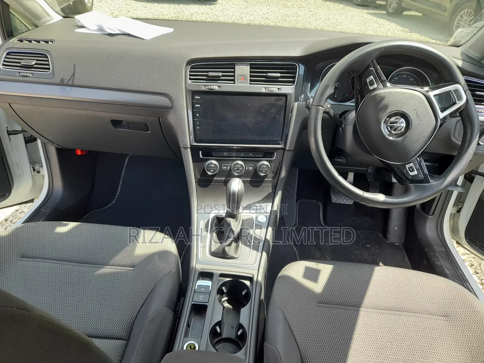 Volkswagen Golf 2018 White