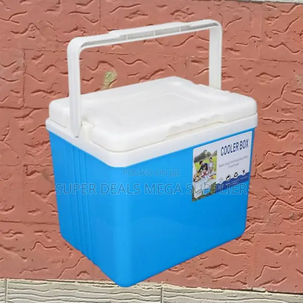 Outdoor Cooling and Storage Box With Rugged Hard Shell Construction
