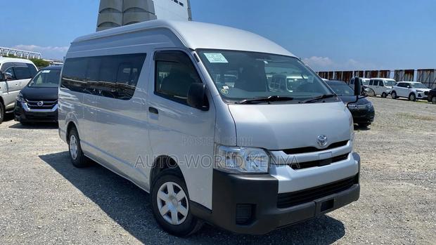 Toyota HiAce 2019 Silver