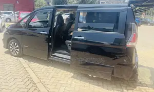 Nissan Serena 2018 Black