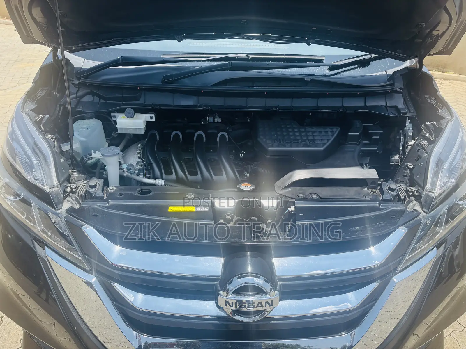 Nissan Serena 2018 Black