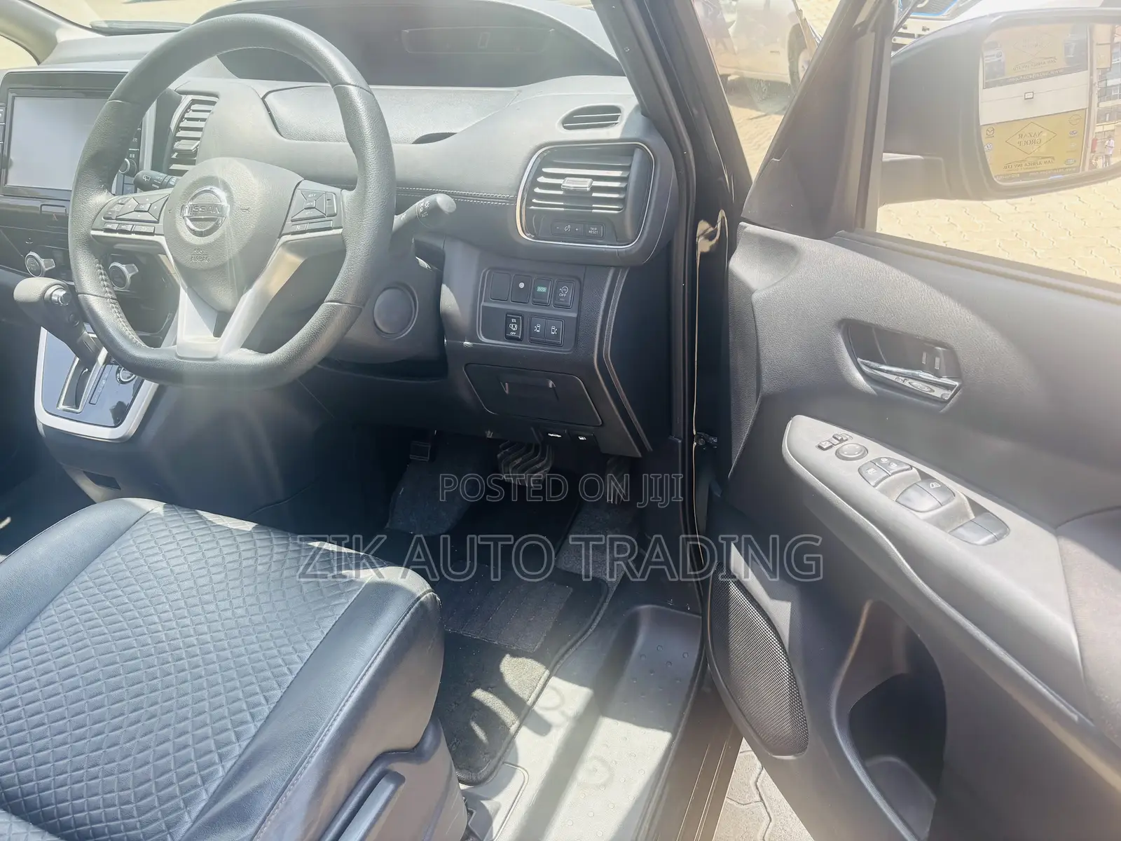 Nissan Serena 2018 Black