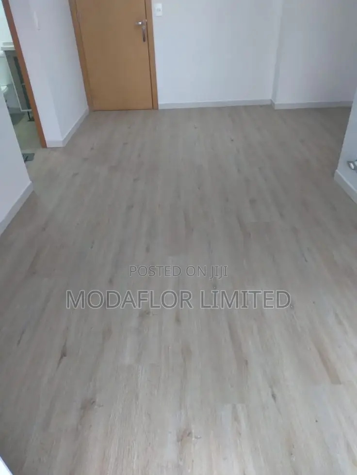 Laminate Flooring – Ideal for Bedrooms Dining Halls