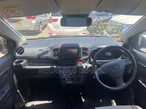 Daihatsu Mira 2018 Silver