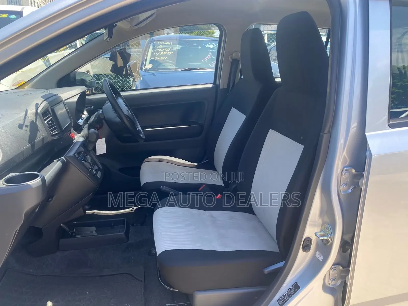 Daihatsu Mira 2018 Silver