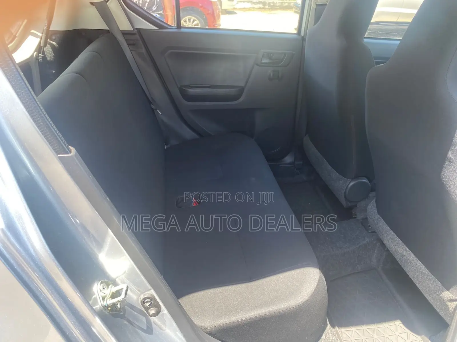 Daihatsu Mira 2018 Silver