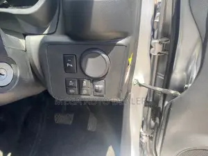 Daihatsu Mira 2018 Silver