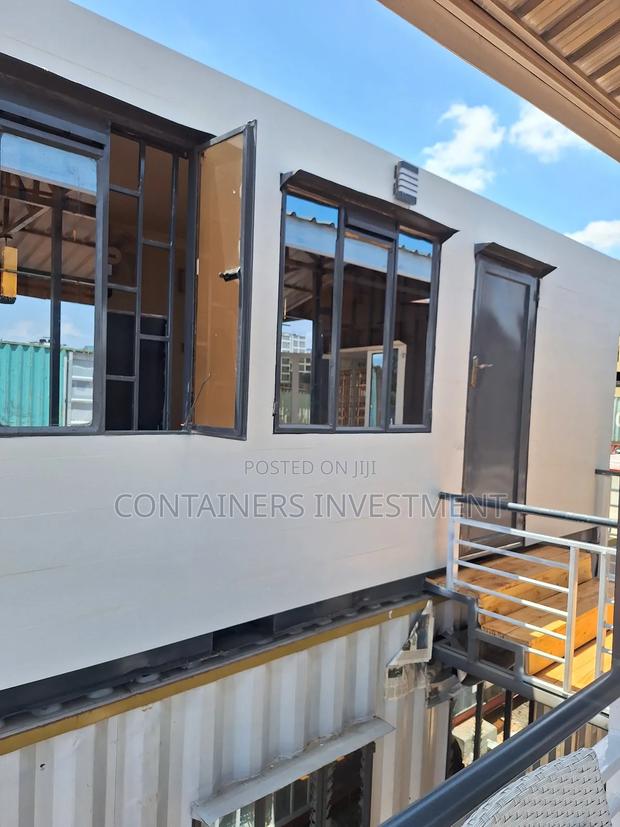 20ft Shipping Container Bedsitter-with Exterior Cladding & Good Finish