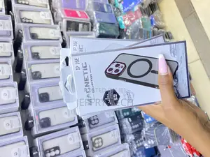 Loives Magnetic for iPhone 16e Transluscent Matte Case