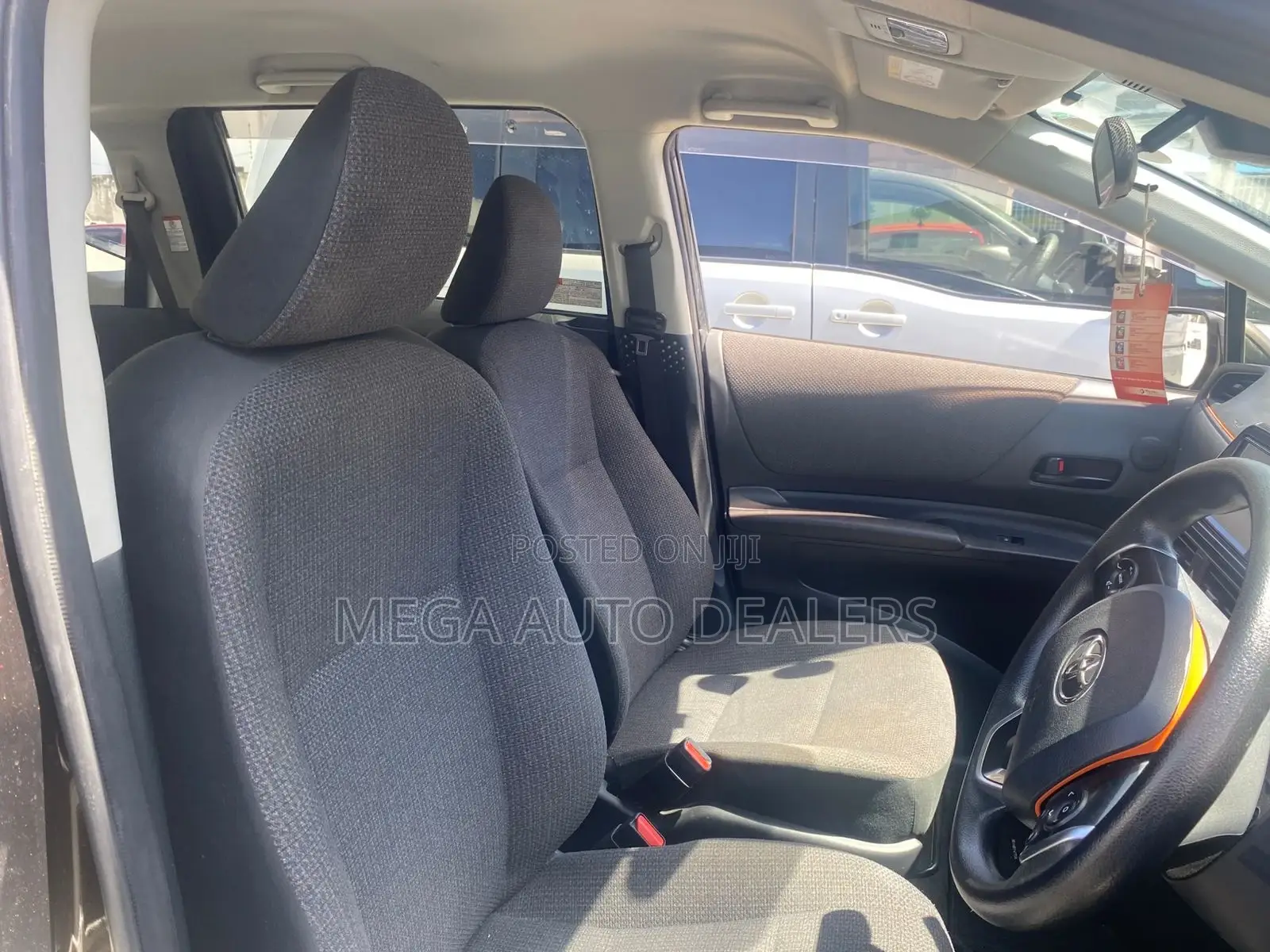 Toyota Sienta 2019 Brown