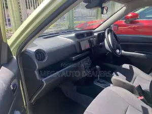 Toyota Probox 2018 Green