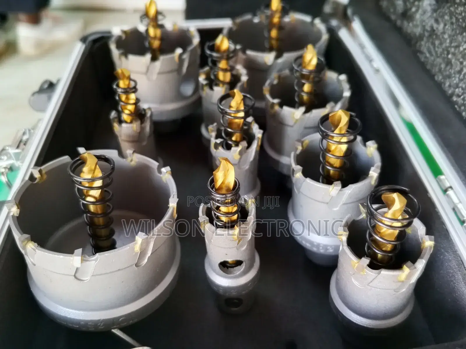 Metal Hole Saw/ 10pc Hole Saw. 18mm/53mm