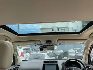 Toyota Land Cruiser Prado 2018 White
