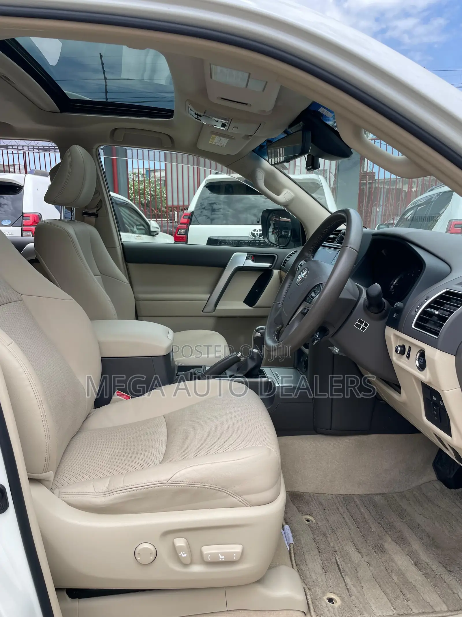 Toyota Land Cruiser Prado 2018 White