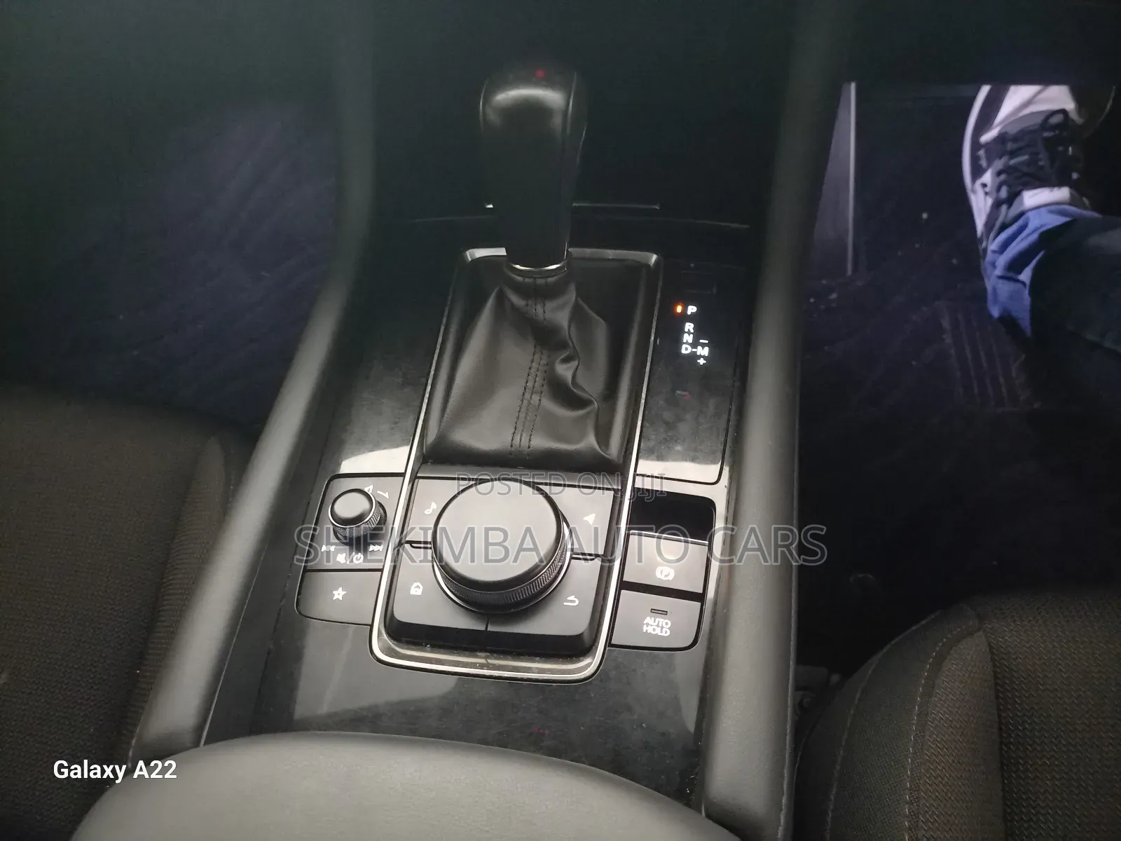 Mazda 3 2019 Brown