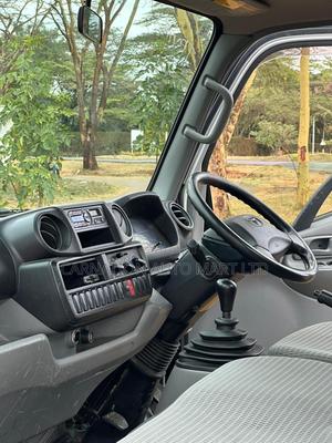 2018 Toyota Dyna - thumbnail 2