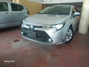 Toyota Corolla Hatchback 2019 Silver