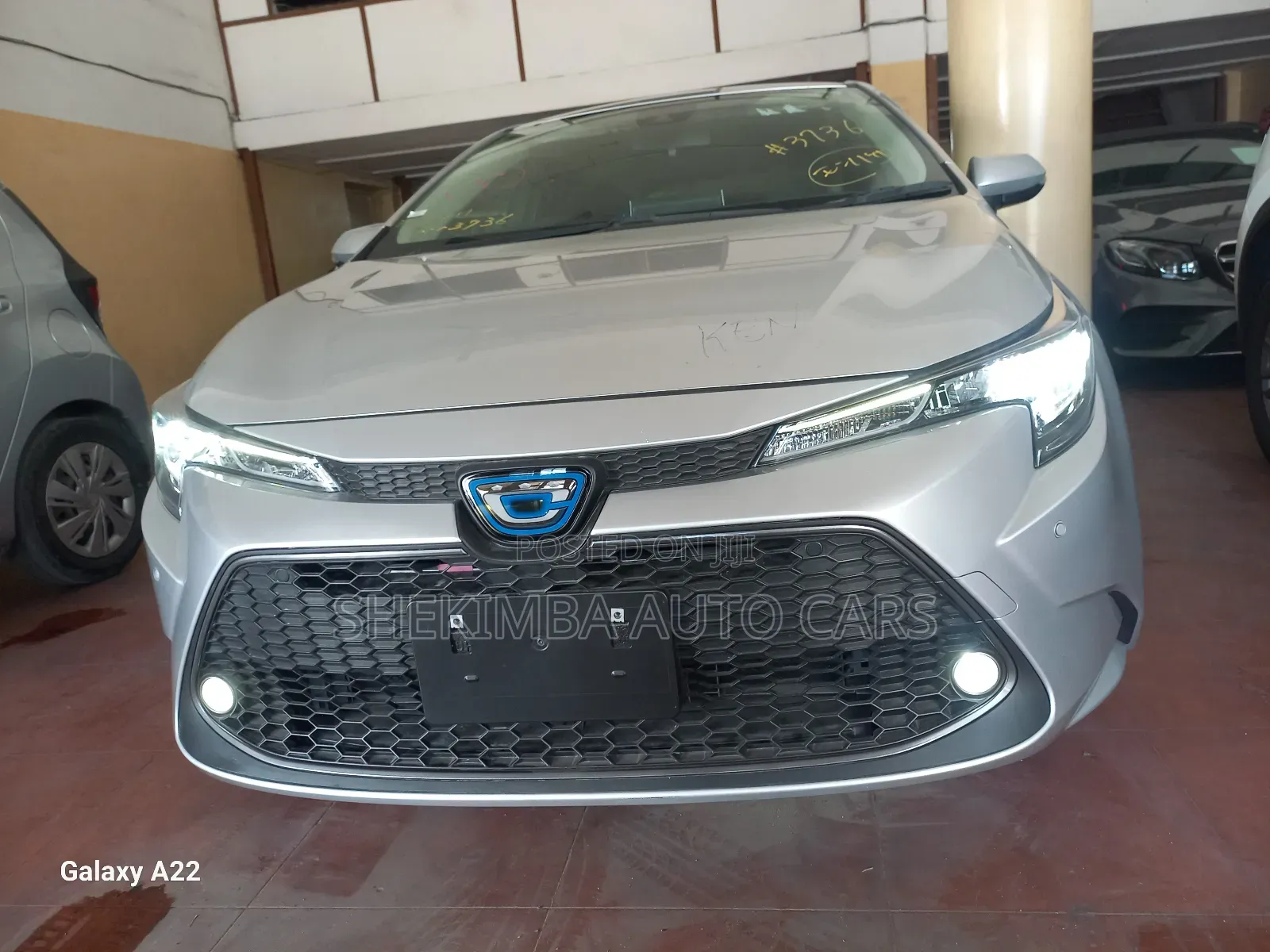 Toyota Corolla Hatchback 2019 Silver
