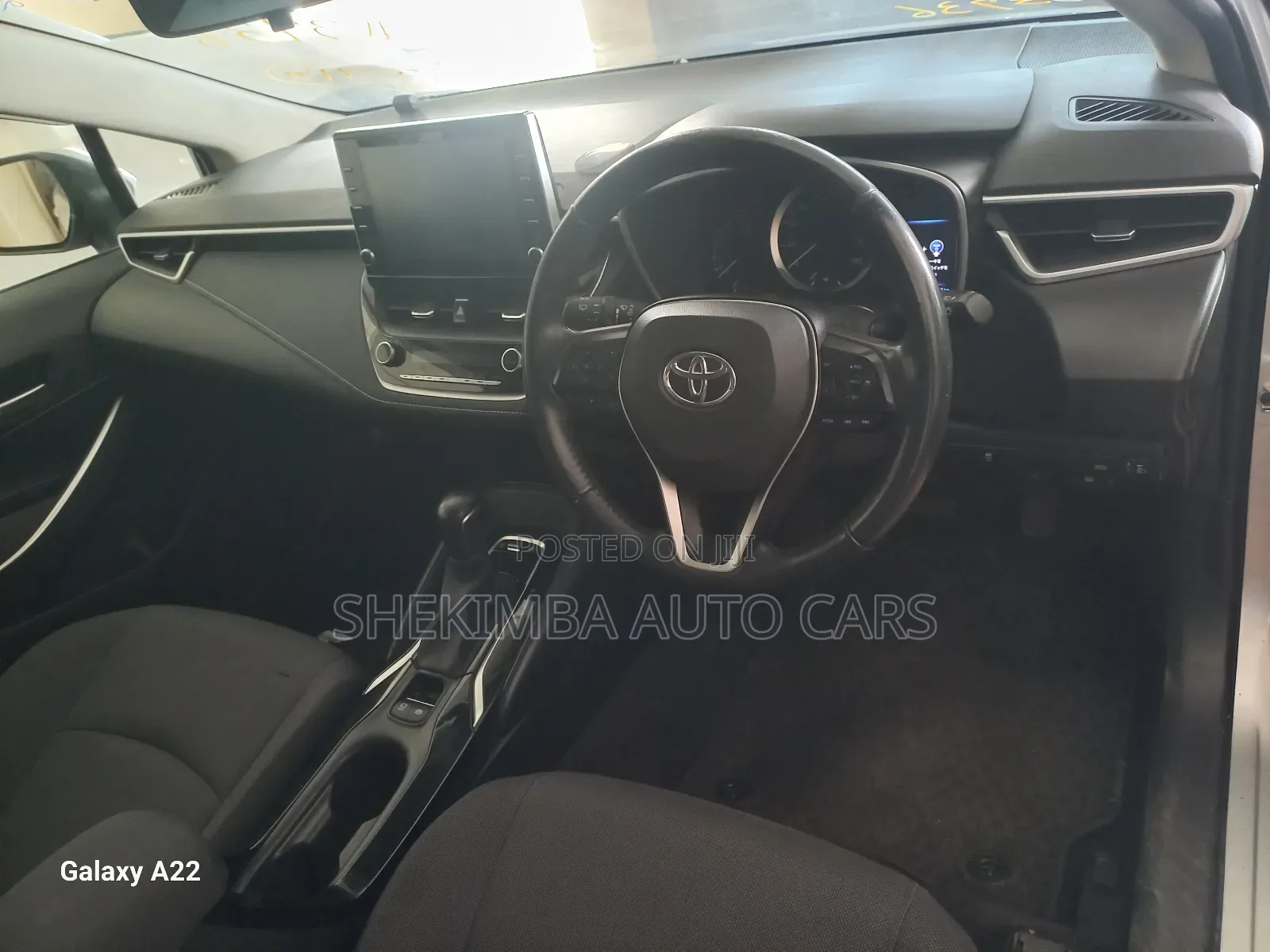 Toyota Corolla Hatchback 2019 Silver