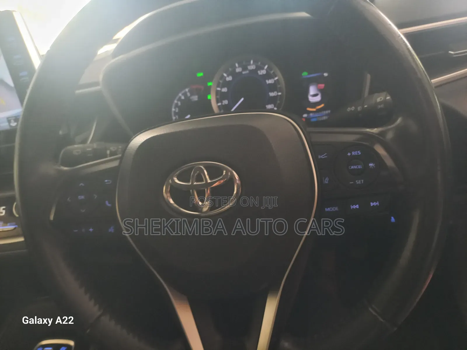 Toyota Corolla Hatchback 2019 Silver