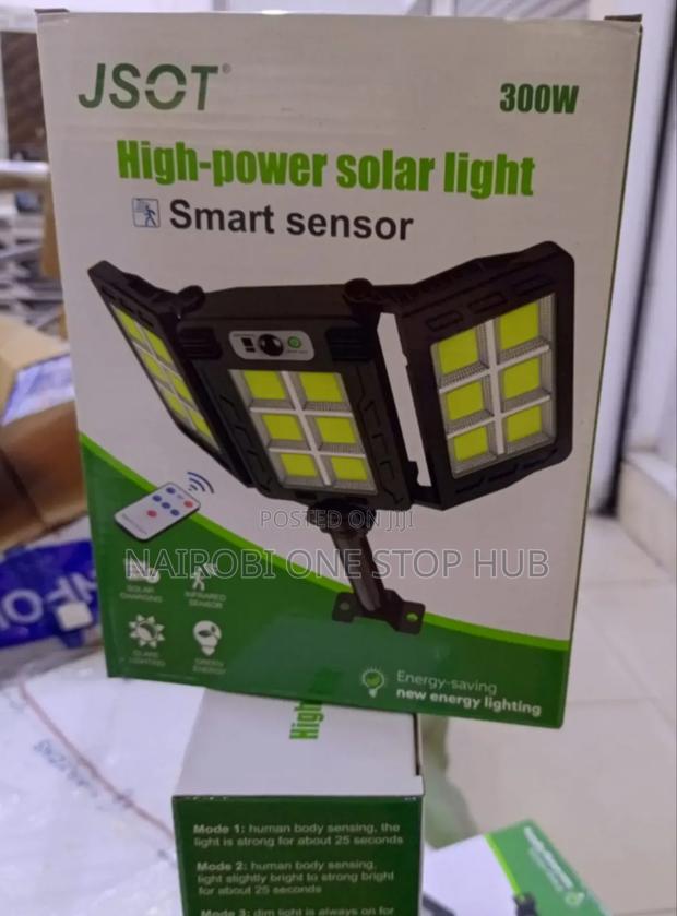 Heavy Duty 300w Solar Led Floodlight - main view