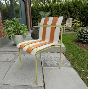 Outdoor Chair; Heavy-Duty Plastic Chair for Home and Restaurant