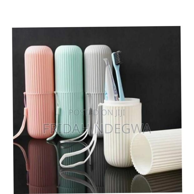 Portable Travel Toothbrush Holder