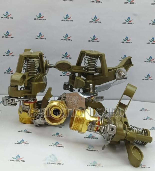 Watering Planter - main view