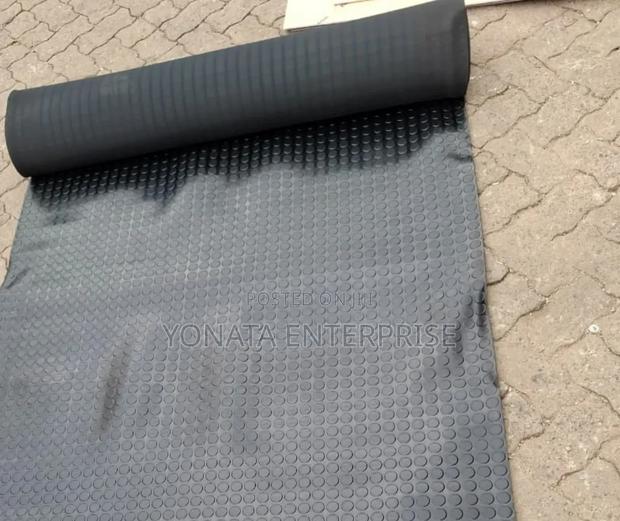 Coin Mat , Round Stud Rubber Mat - thumbnail 2