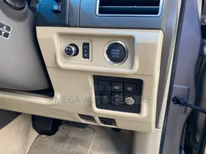 Toyota Land Cruiser Prado 2018