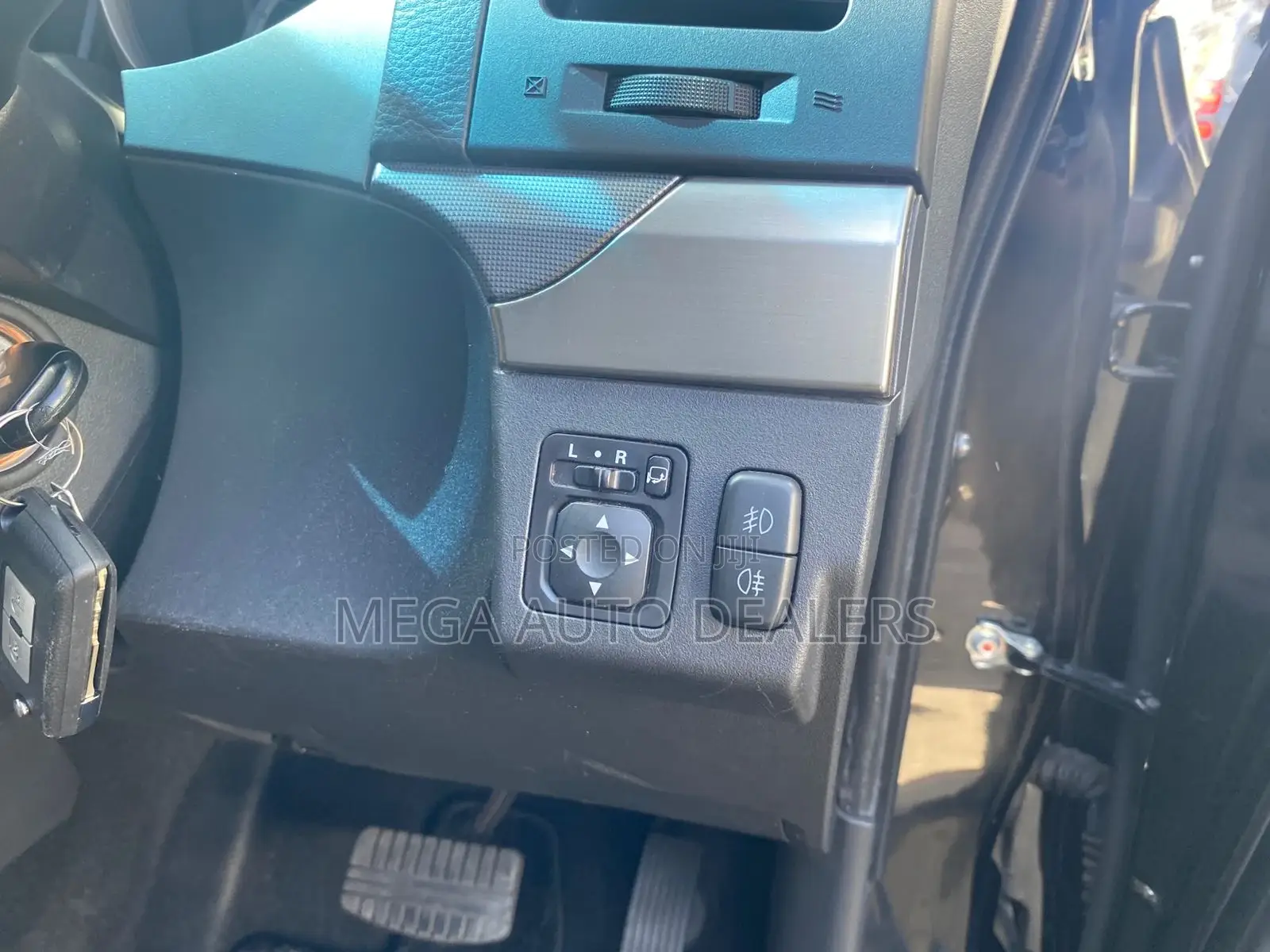 Mitsubishi Pajero 2018 Black
