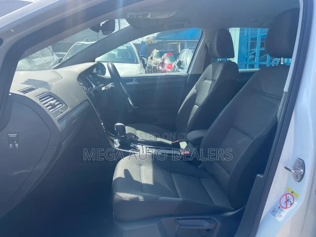 Volkswagen Golf 2018 White