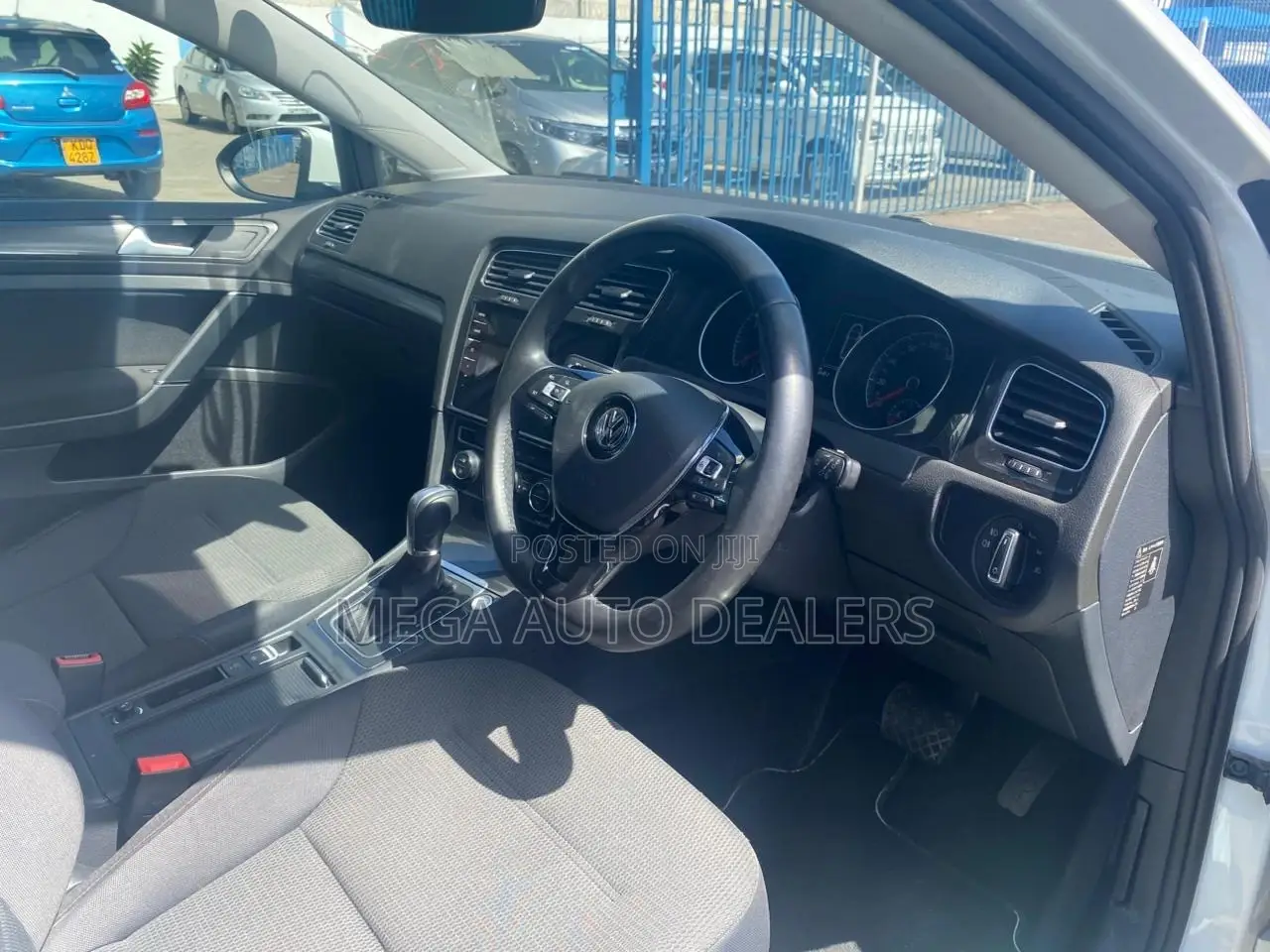 Volkswagen Golf 2018 White
