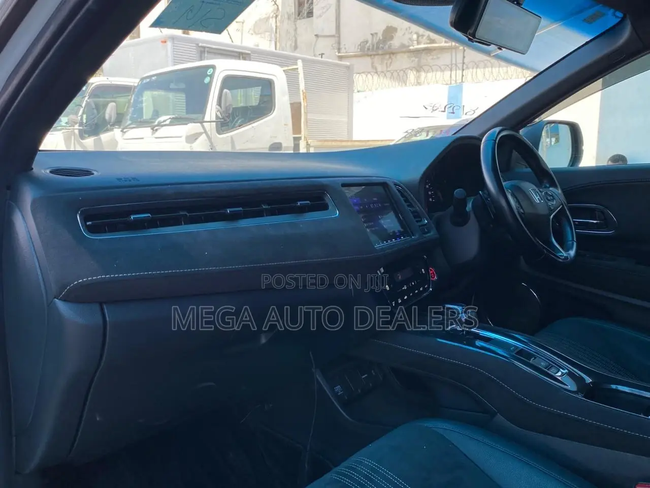Honda Vezel 2018 White