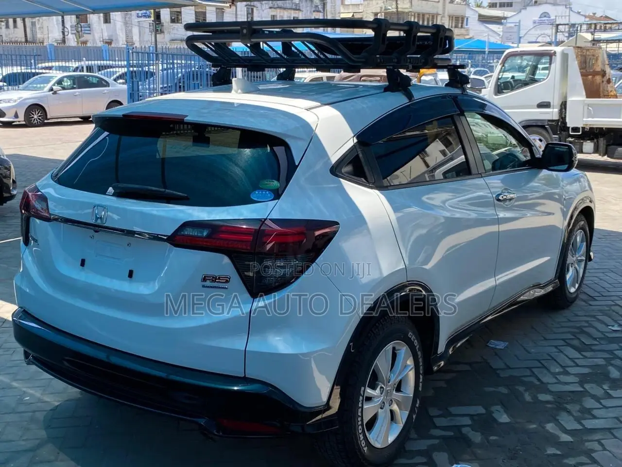 Honda Vezel 2018 White