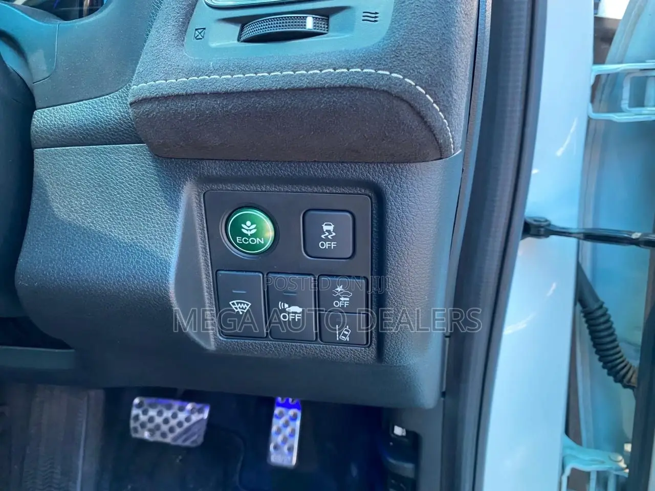 Honda Vezel 2018 White
