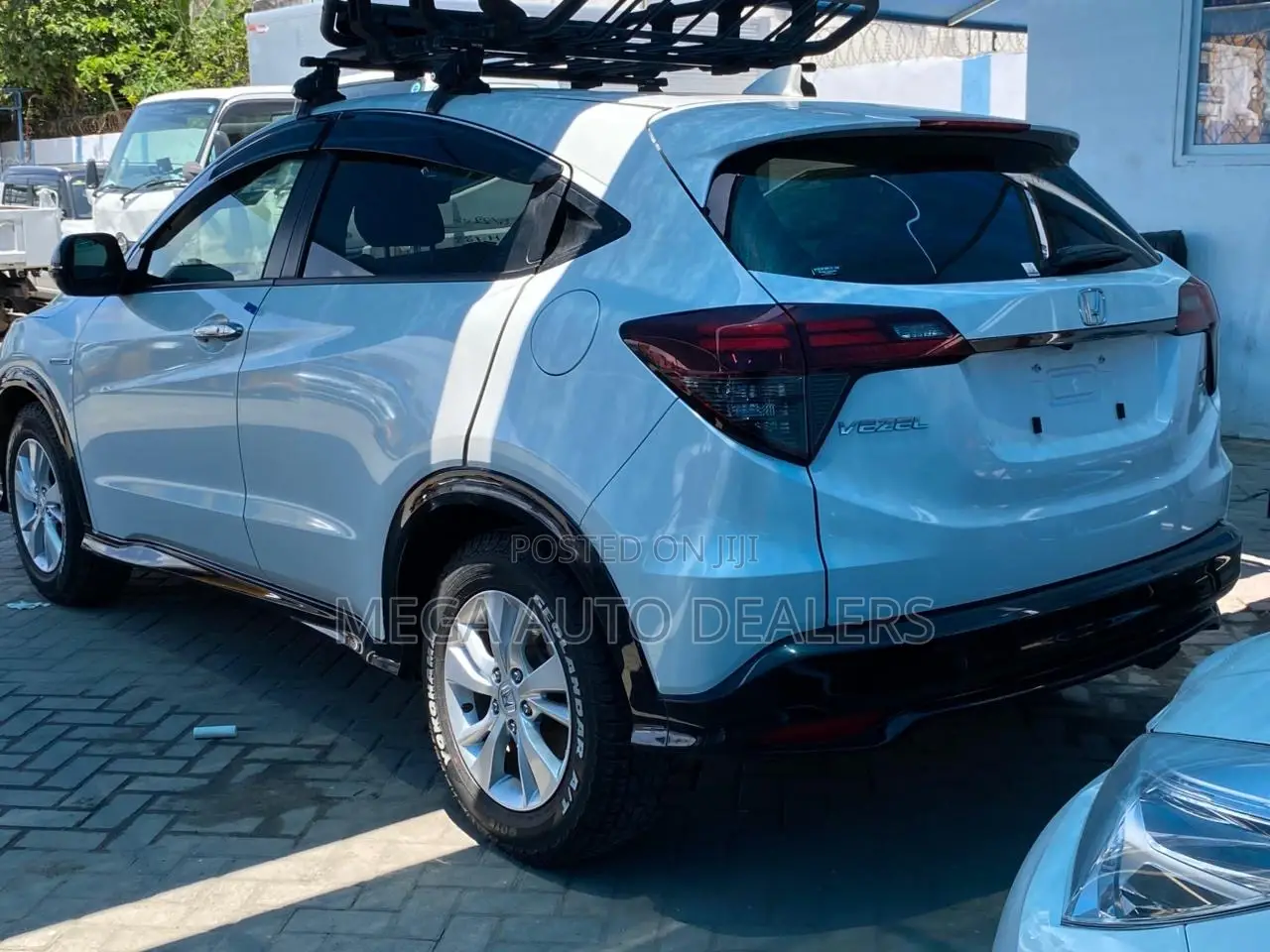 Honda Vezel 2018 White