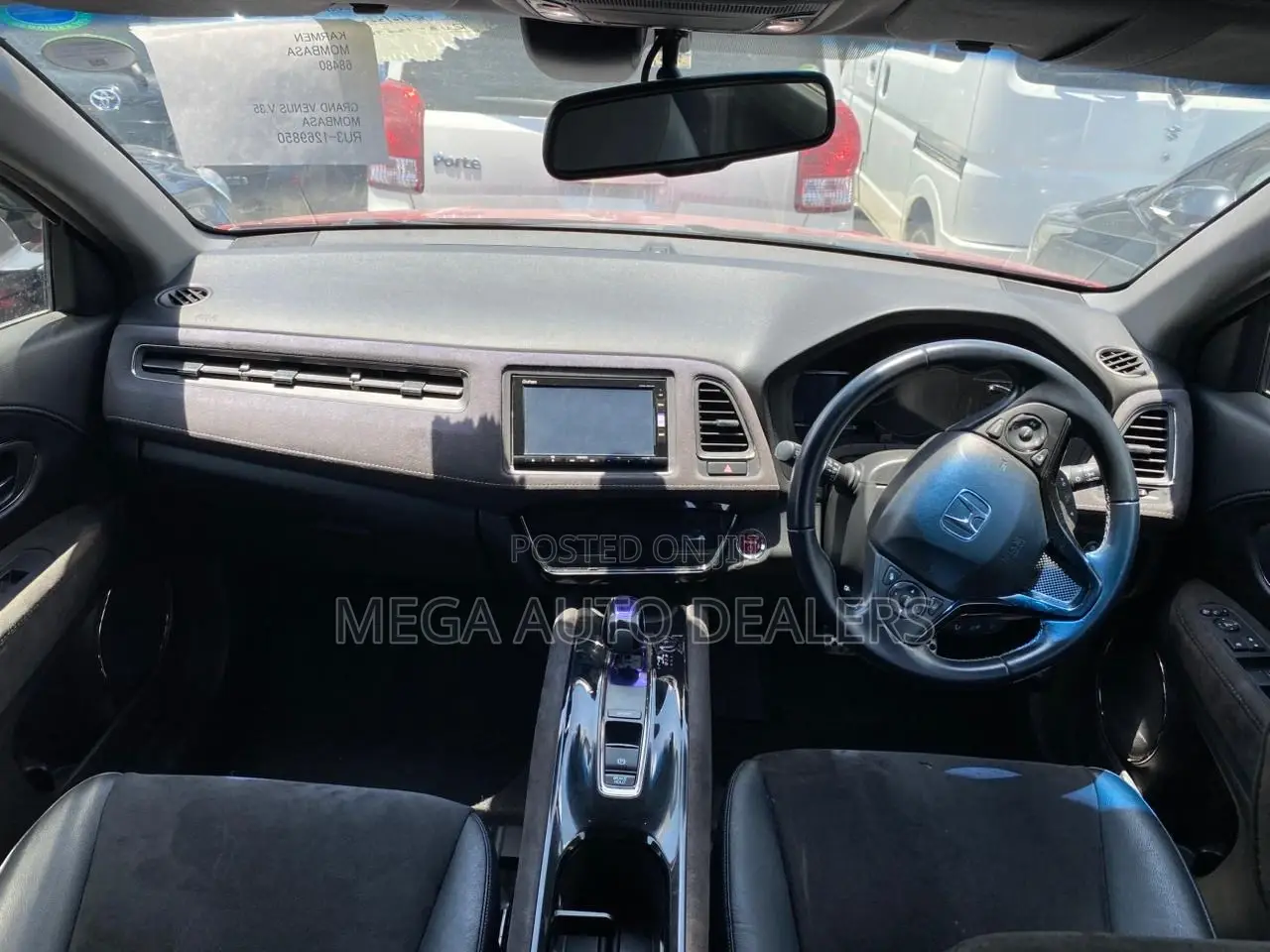 Honda Vezel 2018 Red