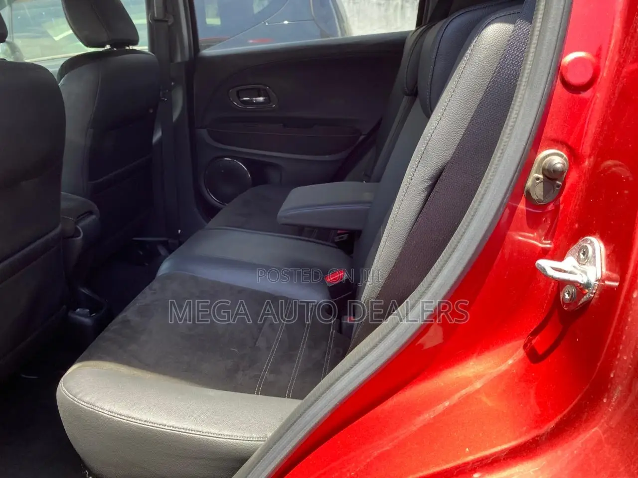 Honda Vezel 2018 Red