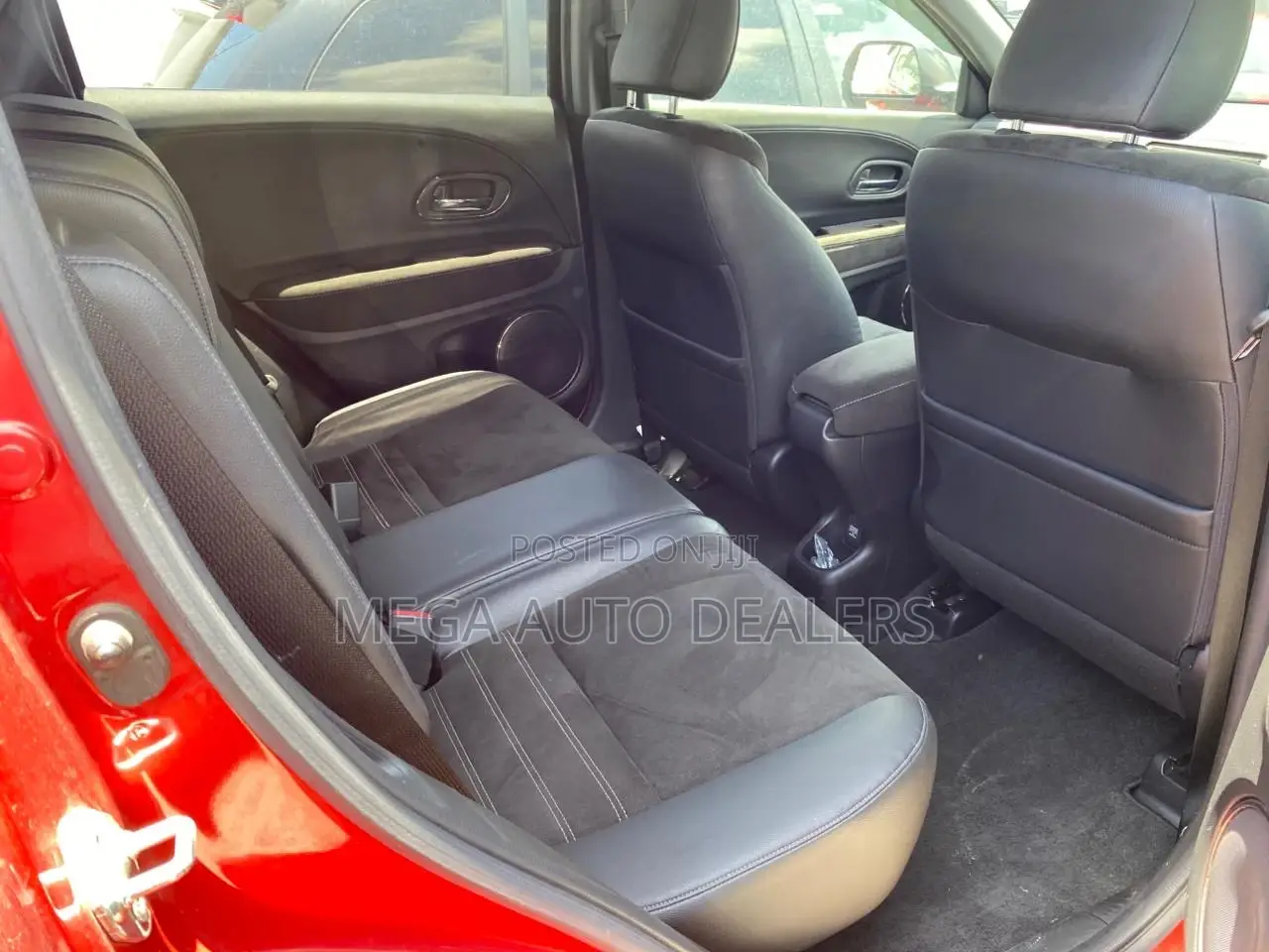 Honda Vezel 2018 Red
