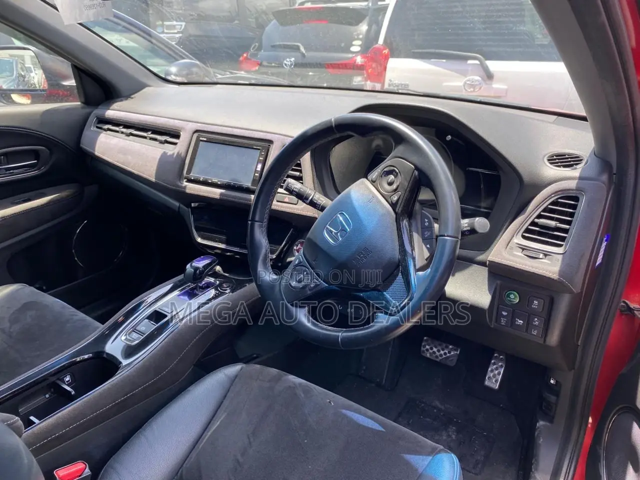 Honda Vezel 2018 Red