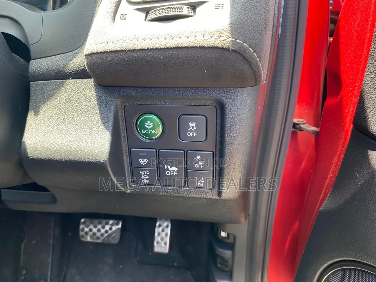Honda Vezel 2018 Red