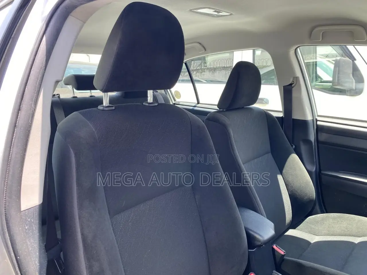 Toyota Axio 2018 Silver