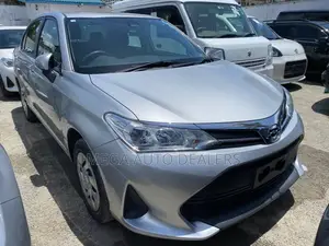 Toyota Axio 2018 Silver