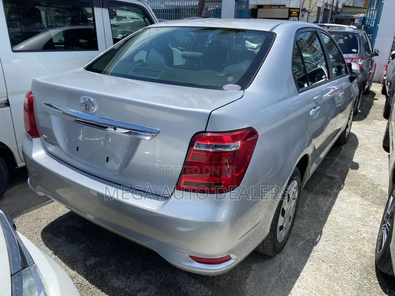 Toyota Axio 2018 Silver